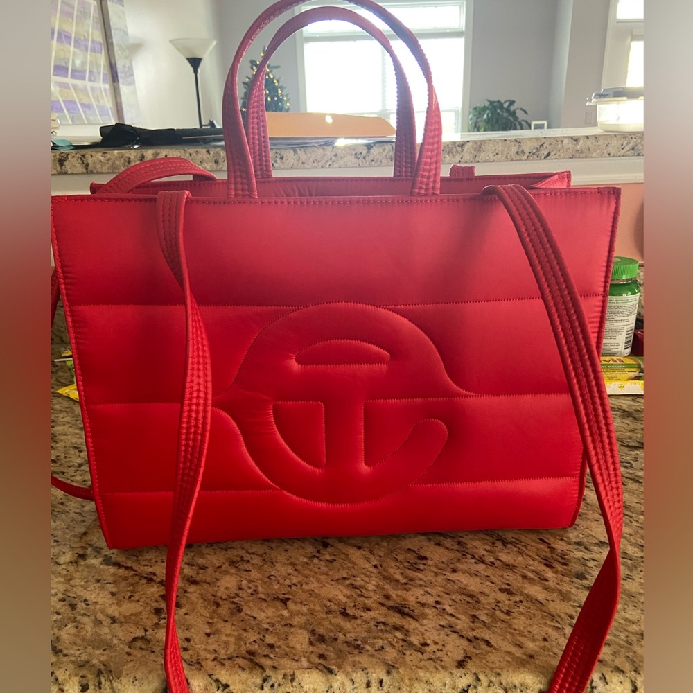 telfar medium puff shopper